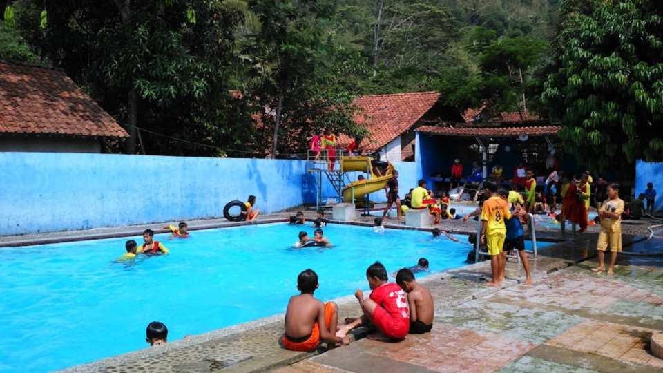 Foto Kolam Renang Dreamland