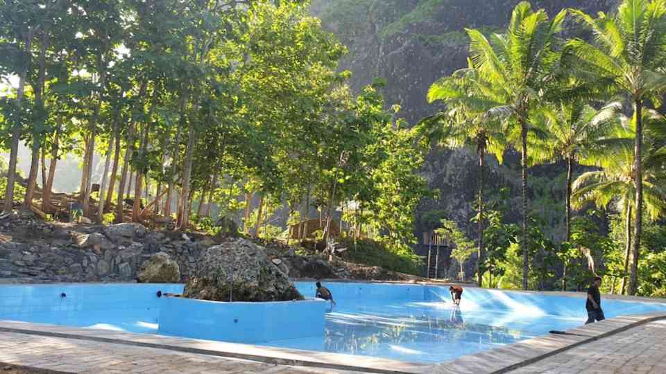 Foto Kolam Renang WTL