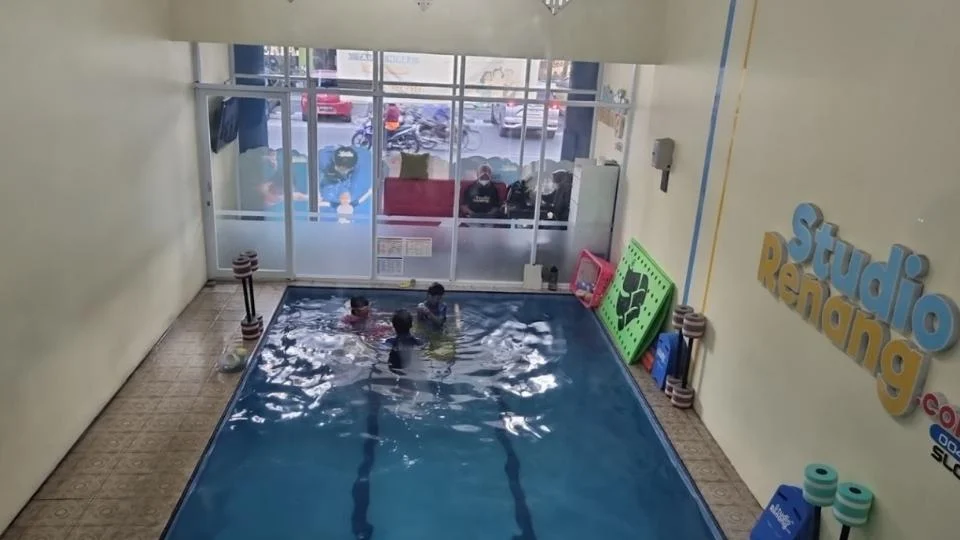 Foto Kolam Renang StudioRenang.com Solo