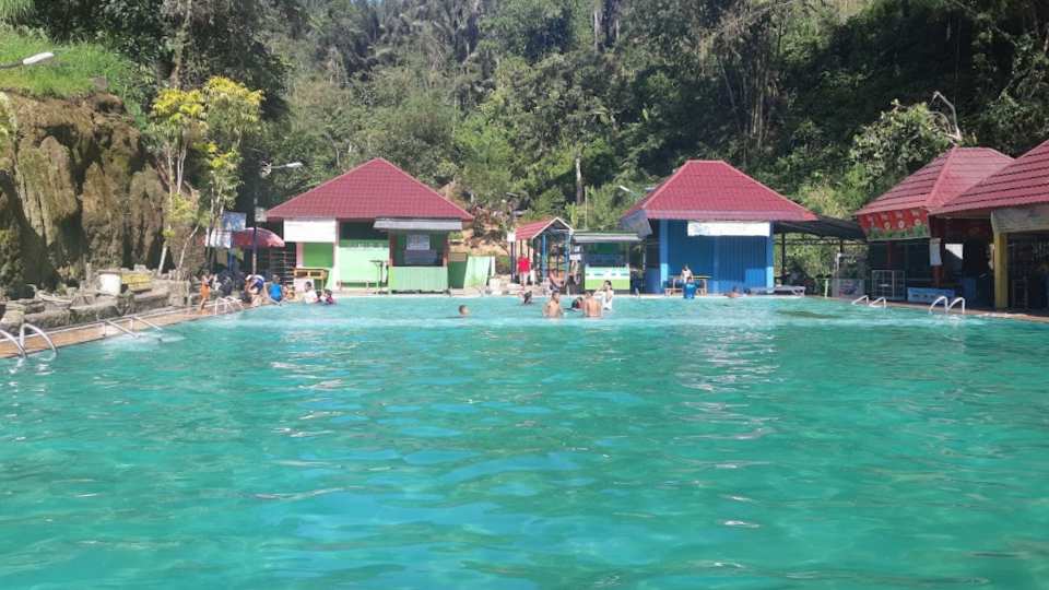 Foto Kolam Renang Kawasan Wisata Suban Air Panas Curup