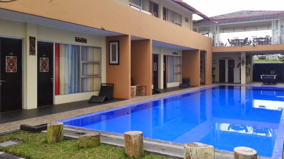 Foto Kolam Renang Aie Angek Cottage