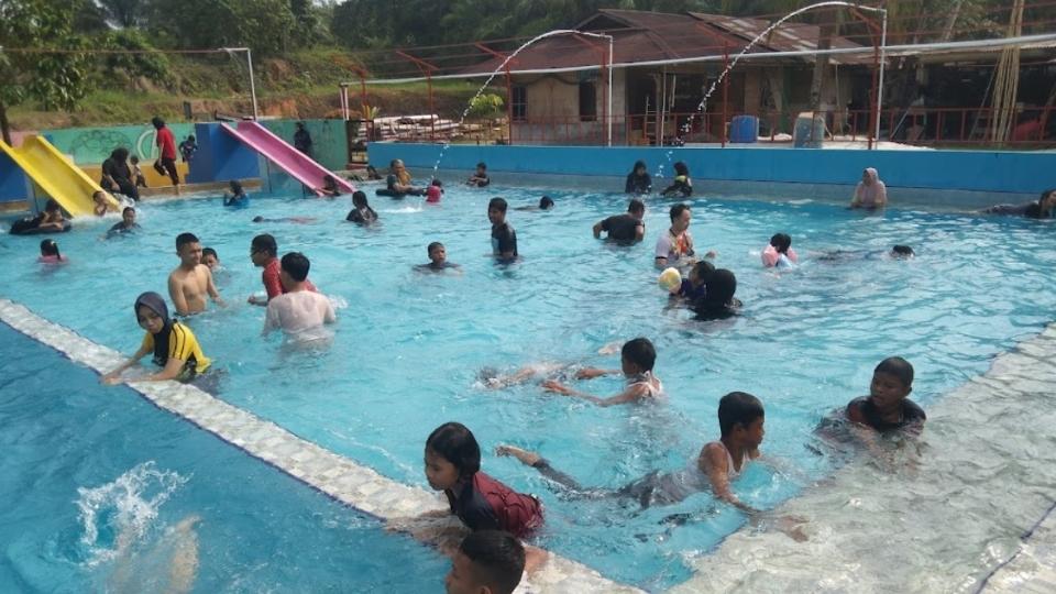 Foto Kolam Renang Jodo