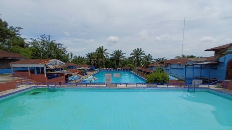 Foto Kolam Renang Simanalagi