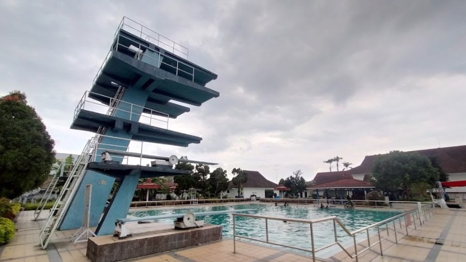 Foto Kolam Renang Tirta Kembar